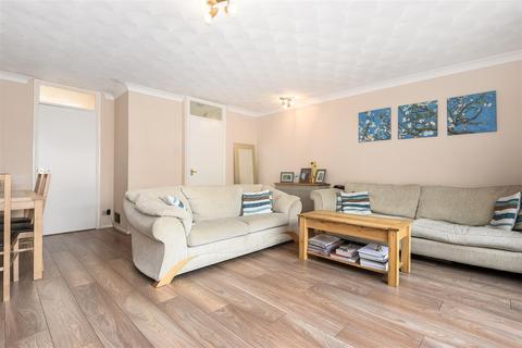3 bedroom end of terrace house to rent, Parkhill Road, Boxmoor, Hemel Hempstead