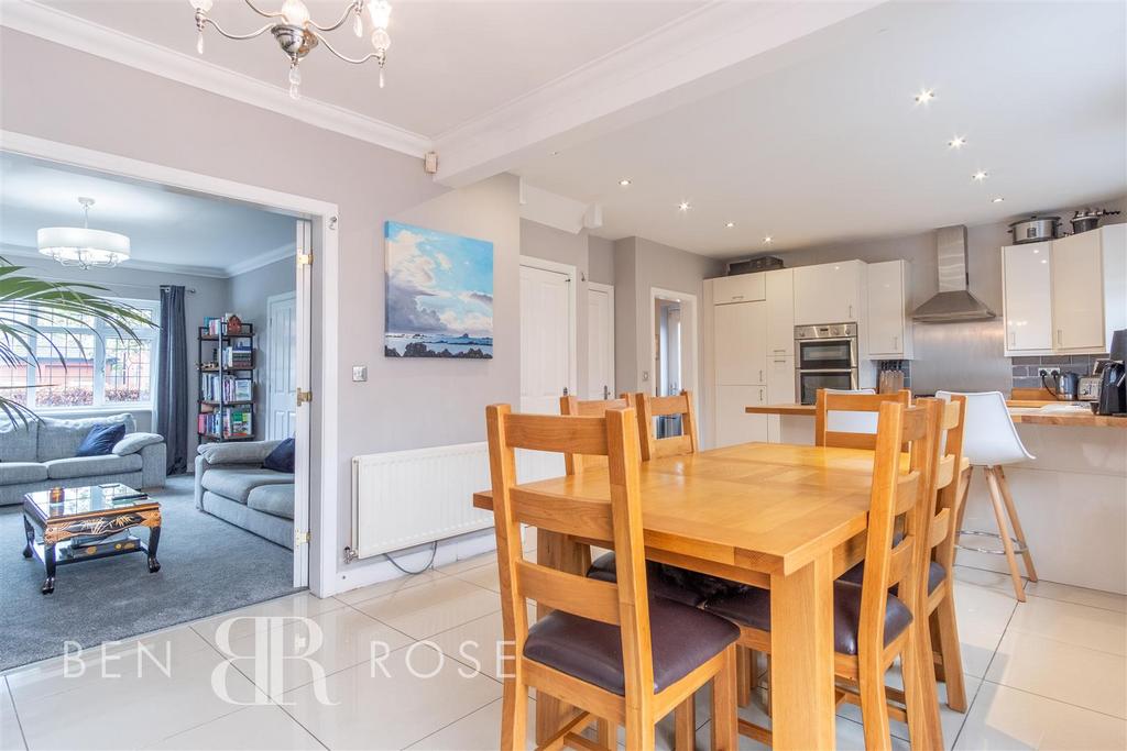 Kitchen/Dining/Lounge