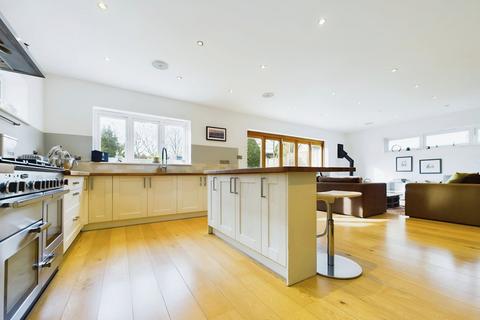 5 bedroom detached house for sale, Satchell Lane, Southampton SO31