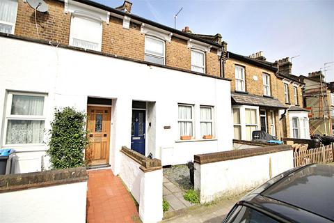 3 bedroom terraced house for sale, Lancaster Road, Enfield