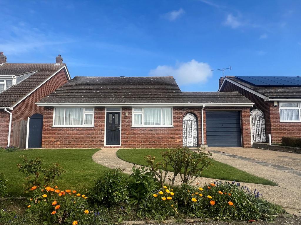 Crossfield Way, Kirby Cross... 3 bed detached bungalow for sale £349,950