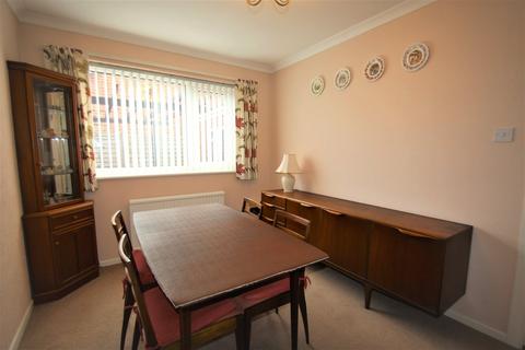 5 Crossfield Way, Kirby Cross, Frinton-on-sea, CO13 0LL