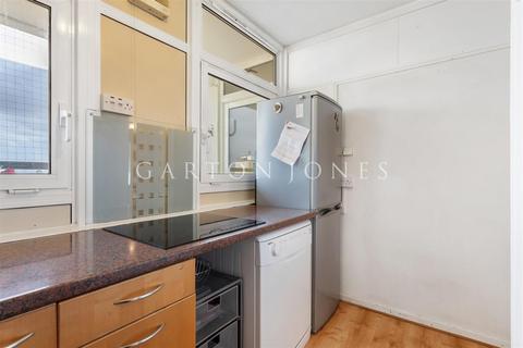 2 bedroom property for sale - Bannerman House, Lawn Lane, Vauxhall, London, SW8