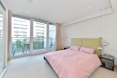 2 bedroom flat for sale, Eustace Building, 372 Queenstown Road, Chelsea Bridge Wharf, SW11