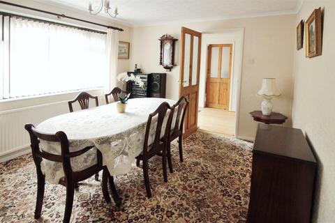 2 bedroom detached house for sale, Carr Lane, Wakefield WF3
