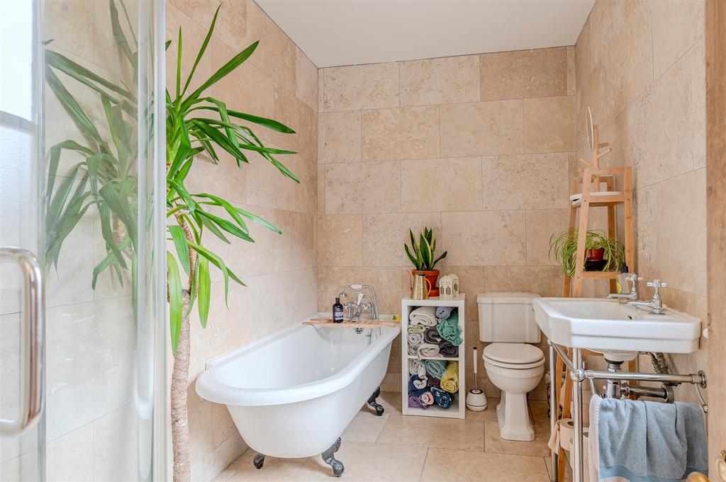 Family bathroom