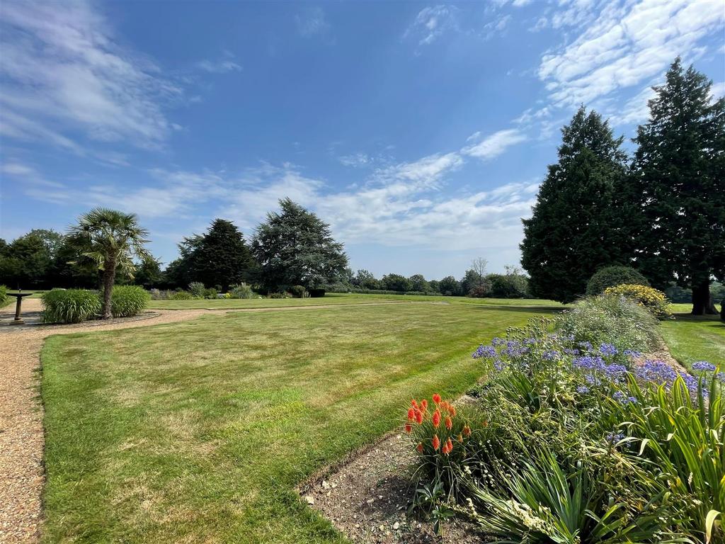 Communal Grounds