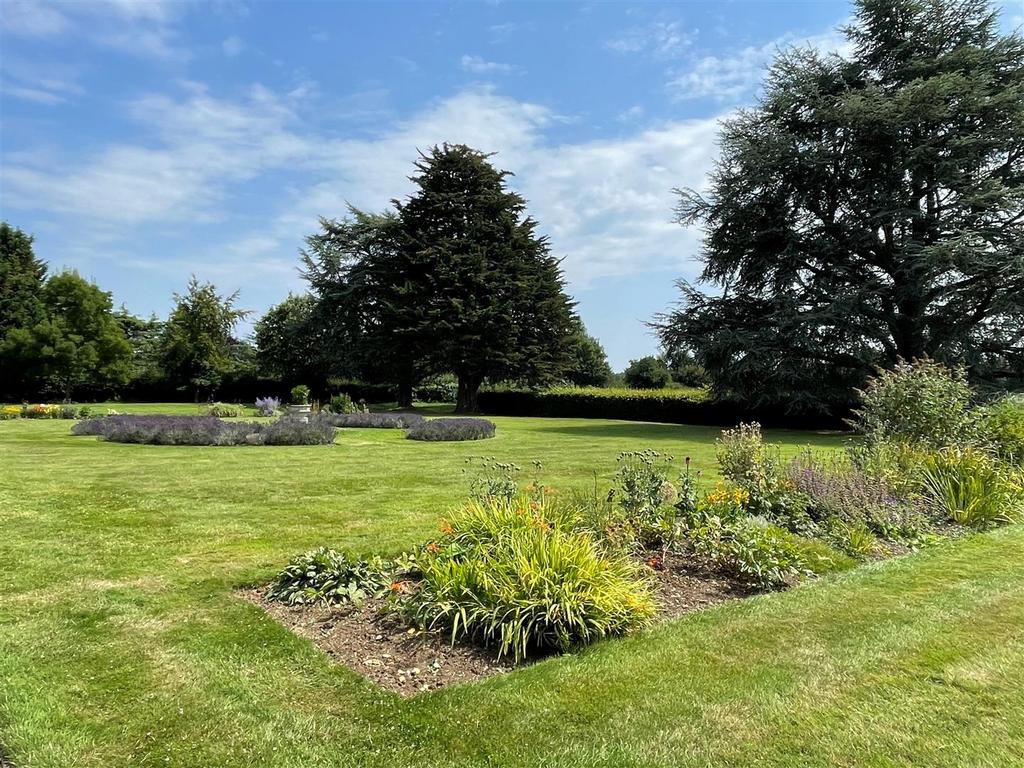 Communal Grounds