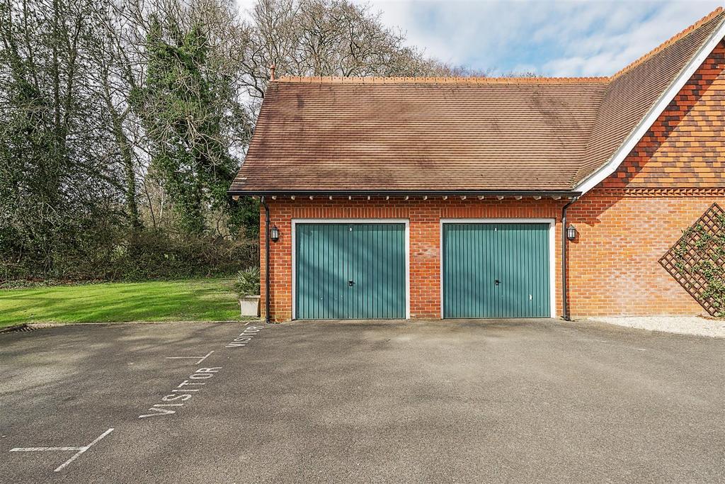 Garage In Block
