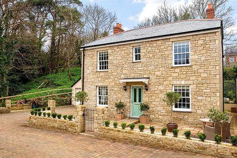 4 bedroom detached house for sale, Charlestown, St. Austell