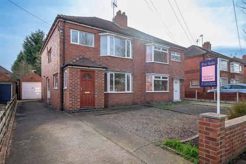 64 Broadway, York, YO10 4JX