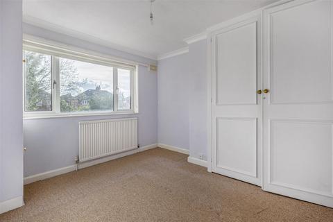 64 Broadway, York, YO10 4JX