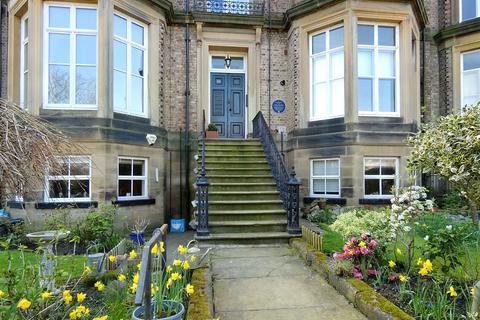 3 bedroom apartment for sale, Priors Terrace, Tynemouth