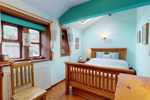 3 bedroom terraced house for sale, Blake Hill, Shibden, Halifax