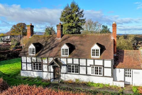 4 bedroom detached house for sale, Church End, Hanley Castle, Worcester