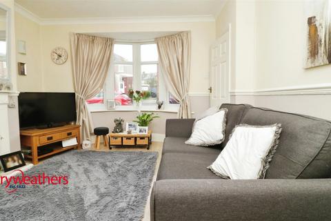 4 bedroom semi-detached house for sale, Ingleborough Drive, Doncaster