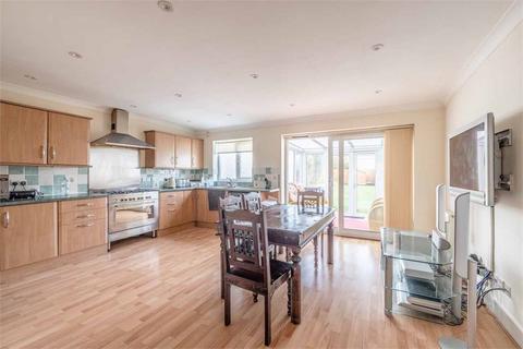 22 Thornbridge Road, Iver, SL0 0QD