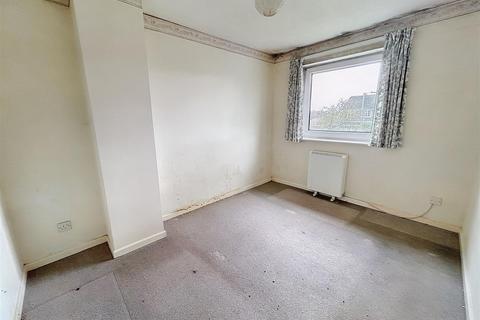 3 Carne View Road, Probus, Truro, TR2 4HZ