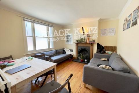 undefined, SE17