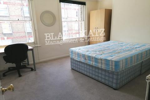 undefined, SE17