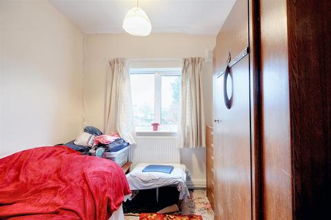 3 bedroom semi-detached house for sale - Mottram Road, Beeston, Nottingham