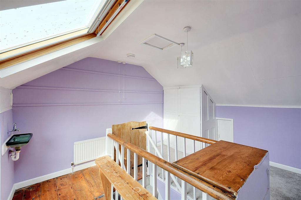 DSC 1163attic Room.jpeg