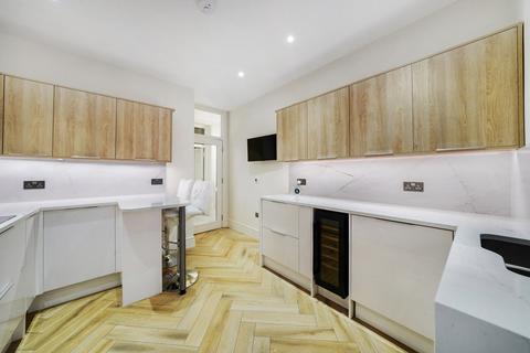 3 bedroom apartment to rent - Clarence Gate Gardens Glentworth Street, Marylebone, London, NW1