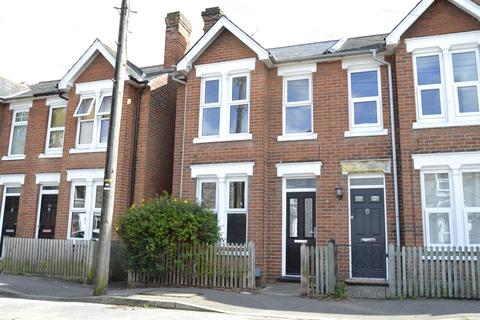 3 bedroom semi-detached house for sale - Morant Road, Colchester