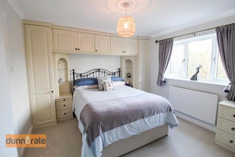 10 Cedartree Grove, Stoke-on-trent, ST1 6SY