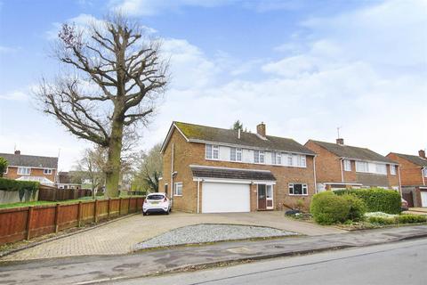 4 bedroom detached house for sale, Thames Avenue, Swindon SN25