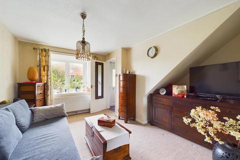 2 bedroom townhouse for sale - Mickleborough Avenue, Nottingham NG3