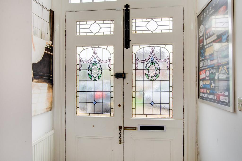 The Drive, Sidcup, DA14 2 bed ground floor flat for sale £385,000