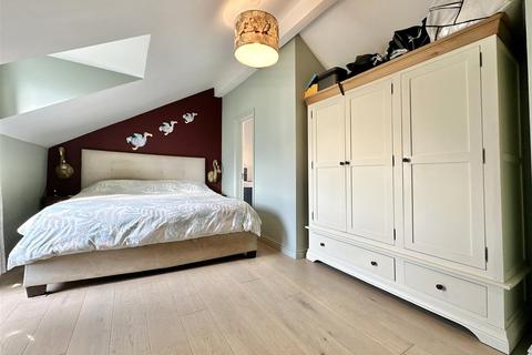 4 bedroom semi-detached house for sale, Burton Street, Brixham