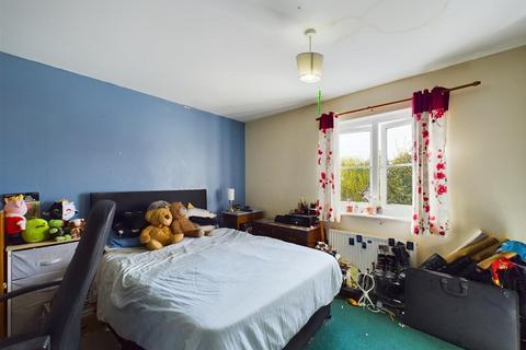 3 bedroom semi-detached house for sale - Wheeldale Court, Bridlington