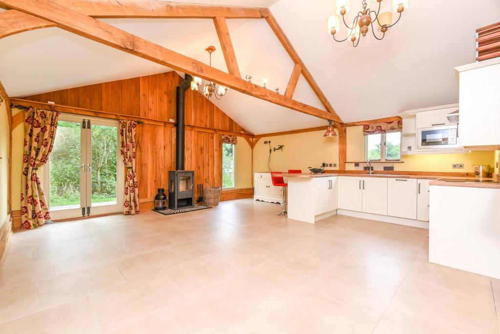 Open Plan Kitchen/Living Room (Shepherds Barn)