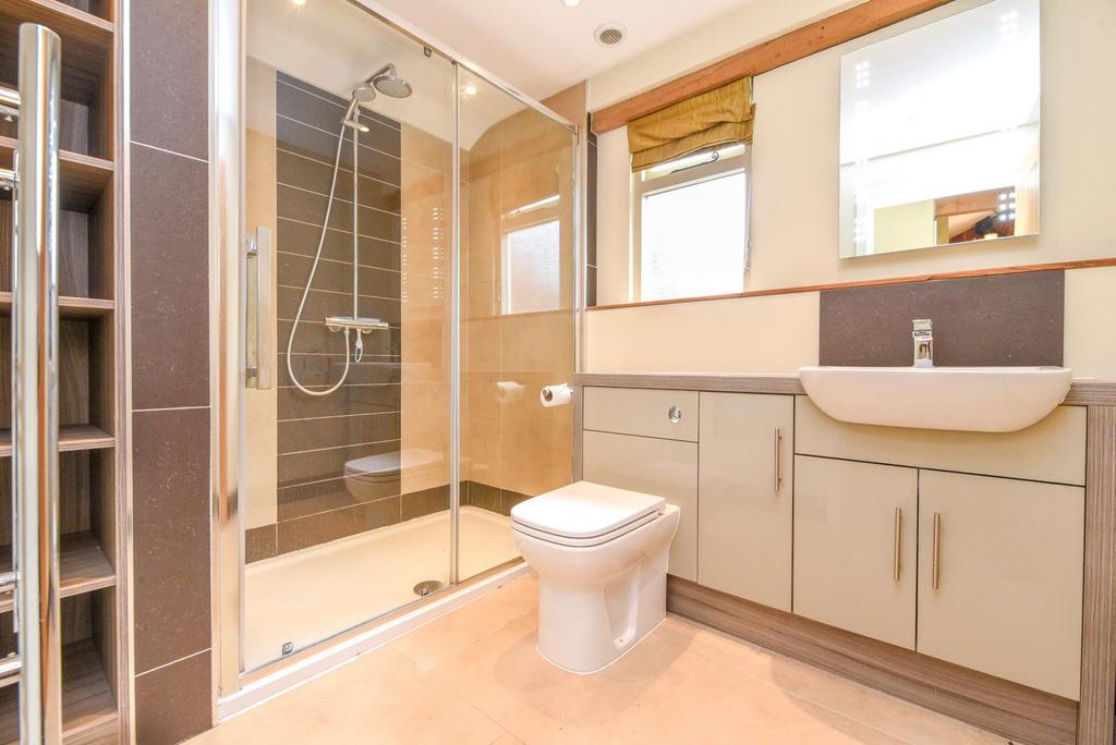 Shower Room (Shepherds Barn)
