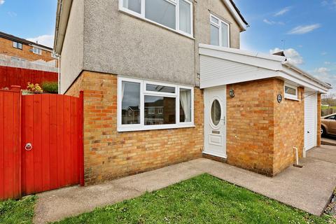 4 bedroom detached house for sale, Heol Y Fro, Pontypridd CF38