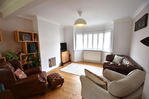143 Elsa Road, Welling, DA16 1JU