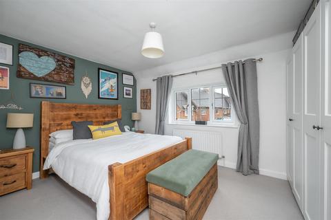 21 Arden Road, Henley-in-arden, B95 5LF