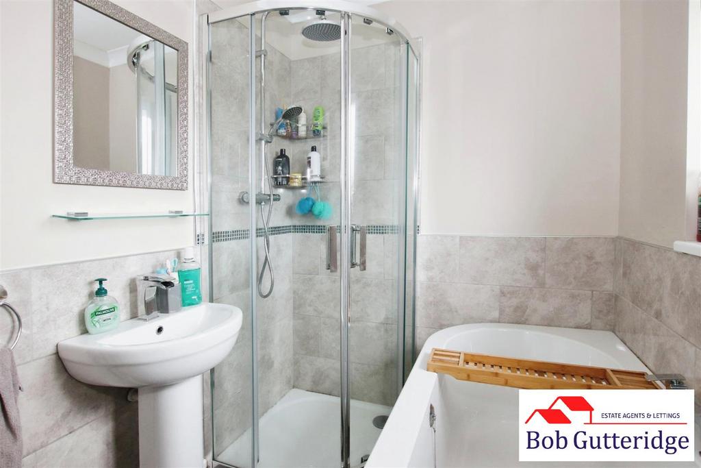 Modern four piece first floor bathroom