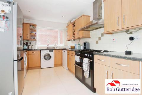 3 Alder Close, Kidsgrove, Stoke-on-trent, ST7 4TE