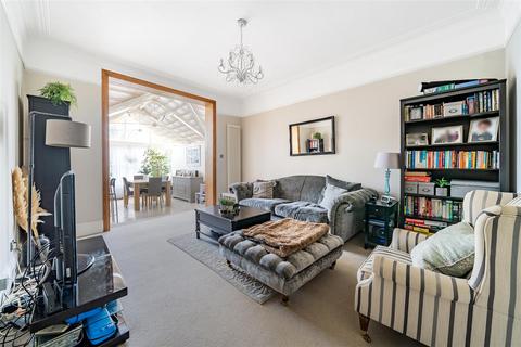 2 bedroom apartment for sale, Effingham Road, Surbiton