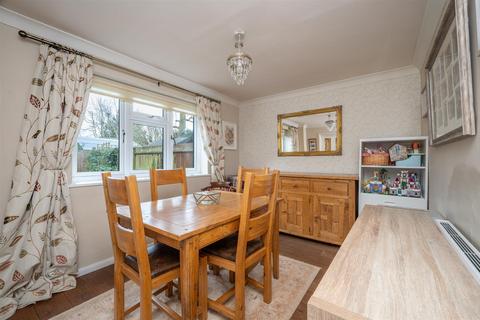 1, Wynstay Cottage The Green, Claverdon, Warwick, CV35 8LL