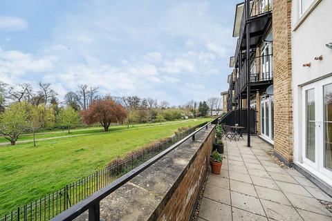 Flat 2, Pond House Lady Aylesford Avenue, Stanmore, HA7 4FQ