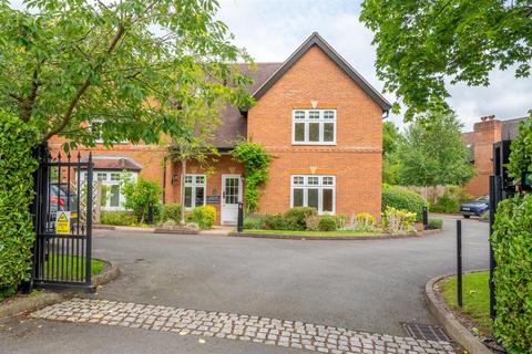 3 bedroom apartment to rent, Bear Lane, Henley-In-Arden B95