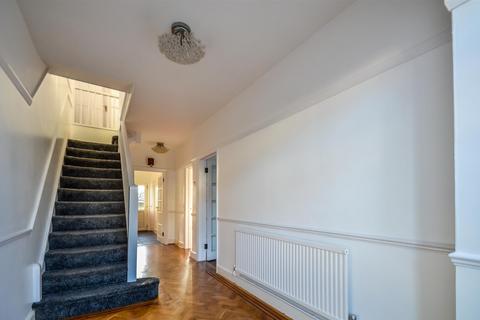 5 bedroom detached house to rent - Western Road, Leigh-On-Sea SS9