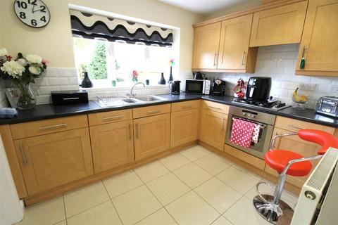 39 Campian Way, Stoke-on-trent, ST6 8FA