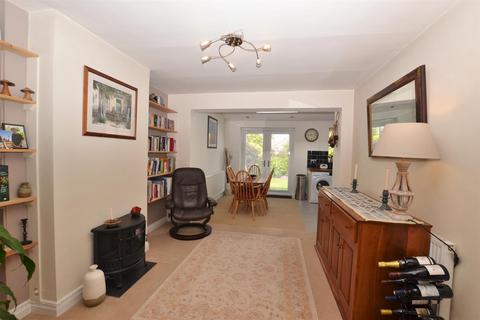 16 Leeway Road, Southwell, NG25 0BX
