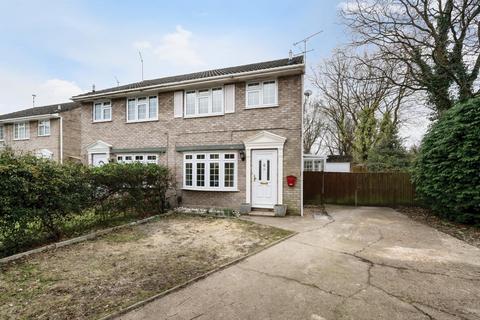 3 bedroom semi-detached house for sale - Grenville Gardens, Frimley Green, Camberley GU16