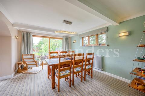 3 bedroom detached house for sale, Hinckley Road, Stoke Golding